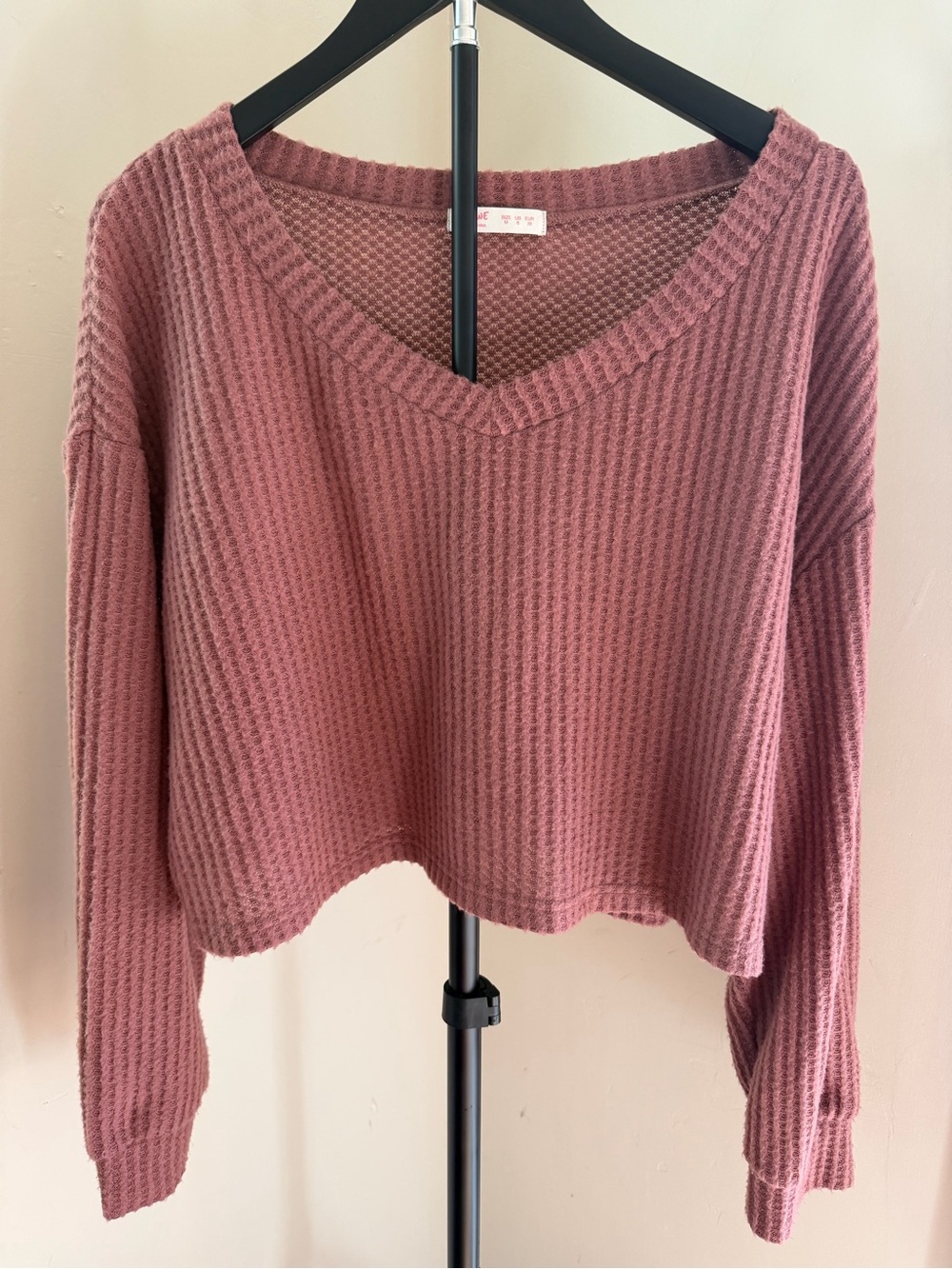 ROMWE Waffle V‑Neck Sweater in Dusty Rose